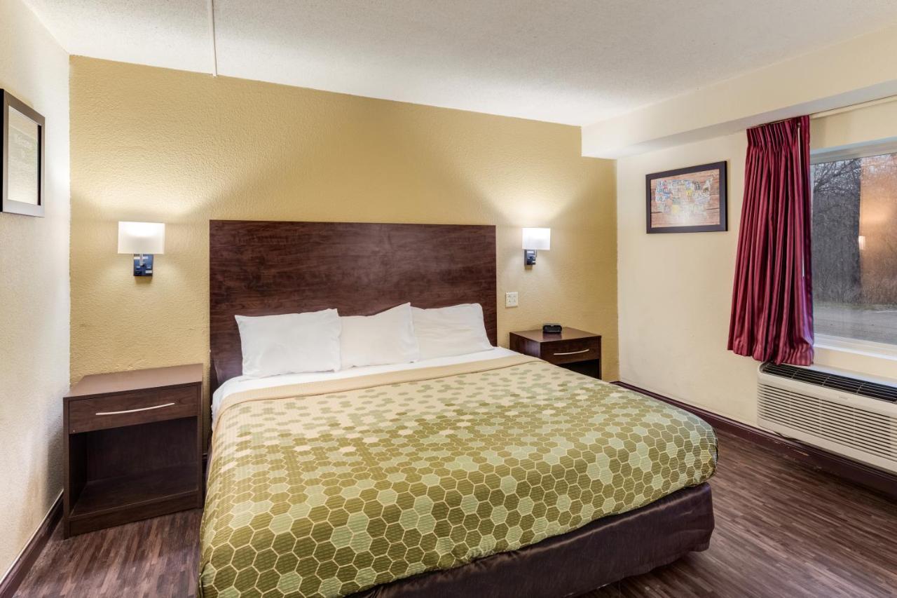 Econo Lodge Inn & Suites Binghamton Zewnętrze zdjęcie
