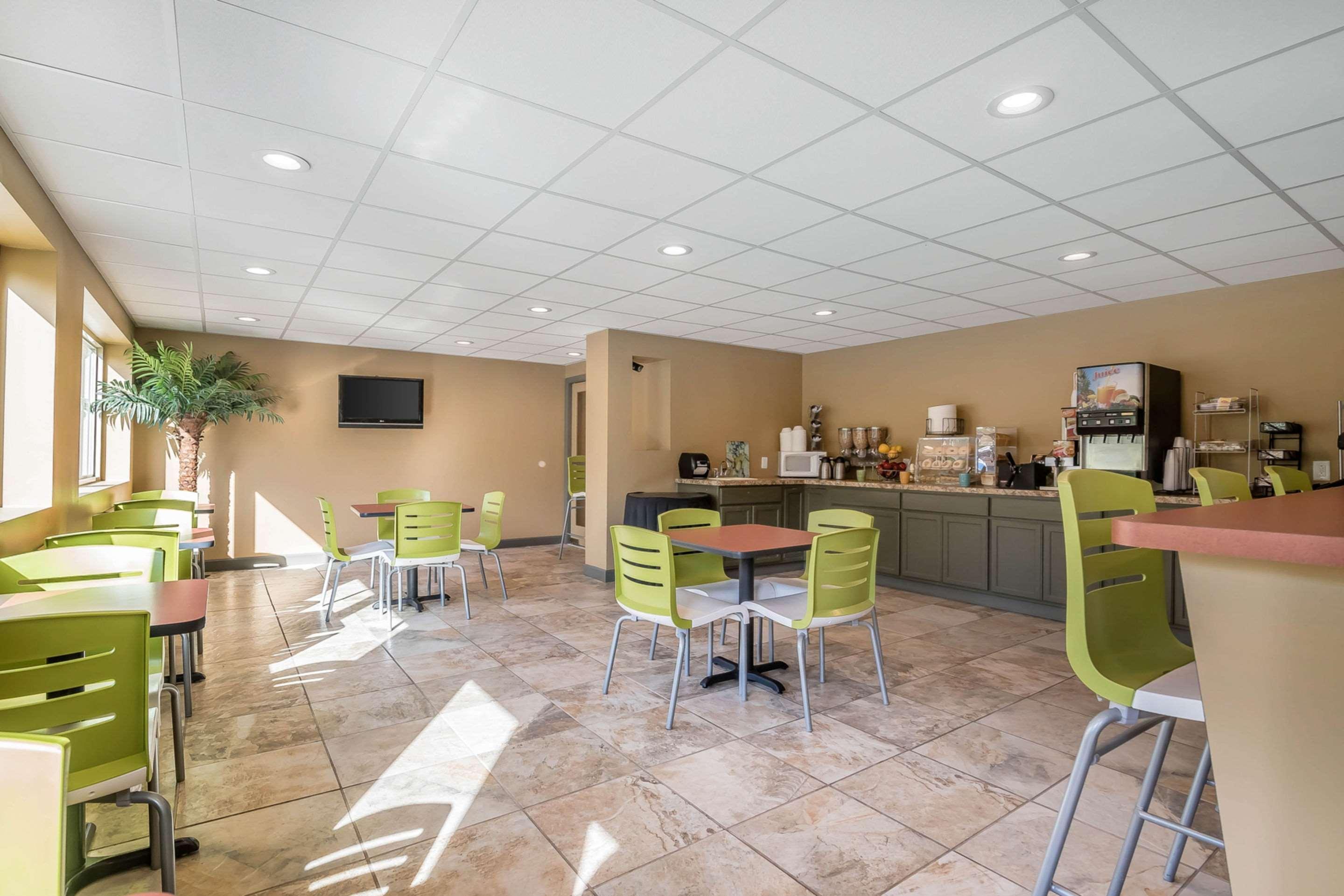 Econo Lodge Inn & Suites Binghamton Zewnętrze zdjęcie